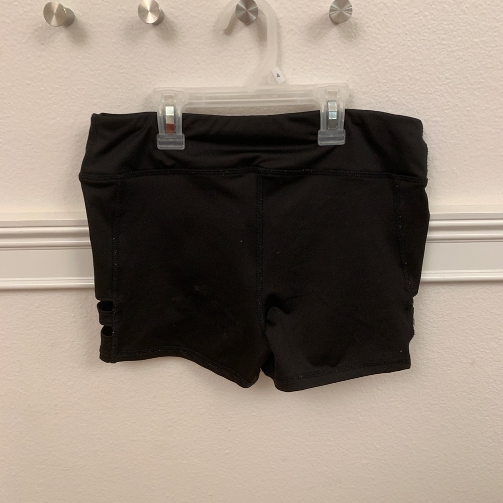 Spandex - Picture 2 of 2